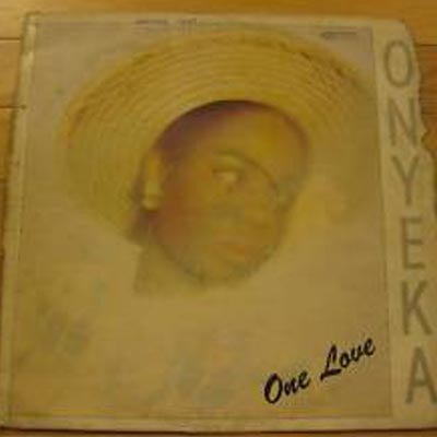 Onyeka Onwenu : One Love (LP, Album)